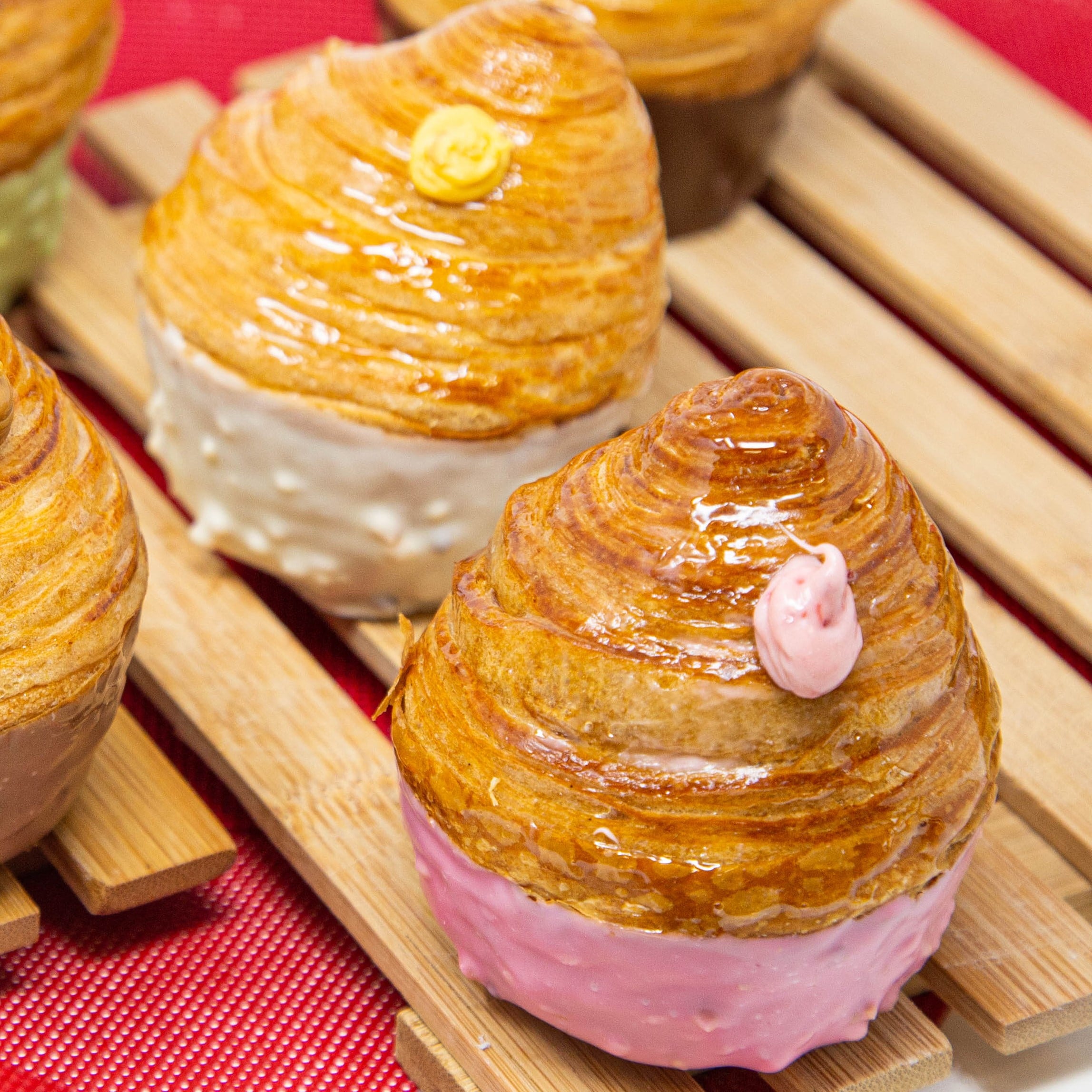 CRUNCHY CRUFFIN